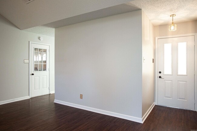 2000 Lessel Dr in Jacksonville, AR - Building Photo - Building Photo