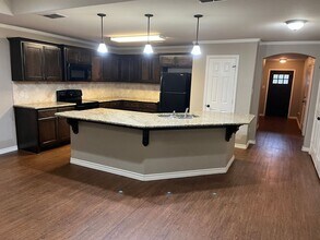 167 Oakview Ct in Longview, TX - Building Photo - Building Photo