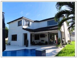 1064 SW 159th Ln in Pembroke Pines, FL - Building Photo