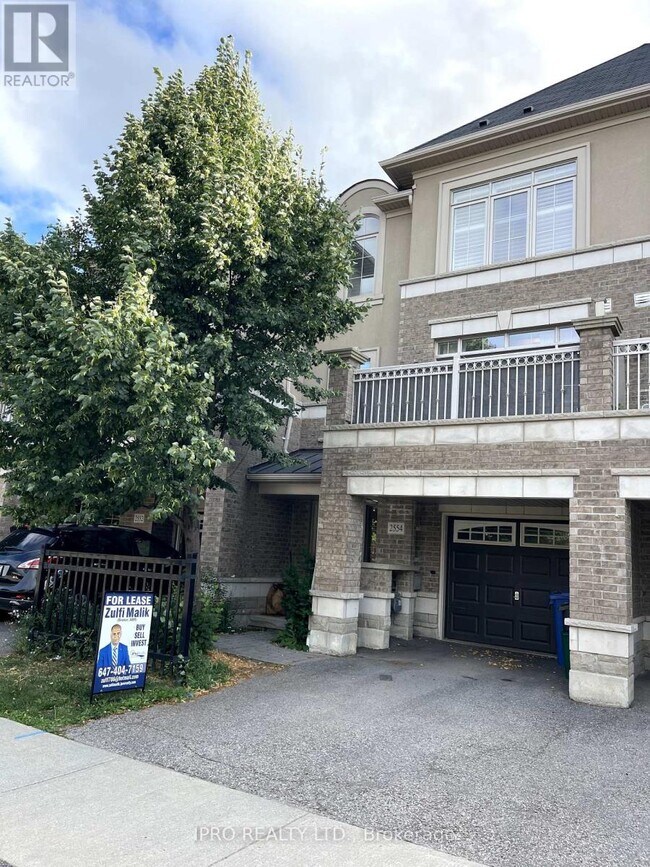 property at 2554 Grand Oak Trail