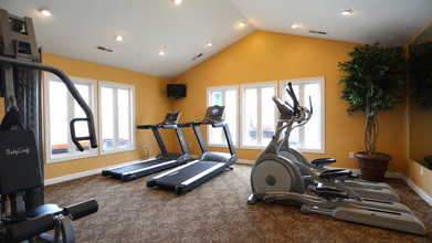 Traditions at Worthington Woods in Columbus, OH - Foto de edificio - Interior Photo