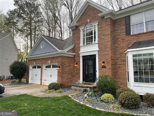 property at 615 Tammany Pointe