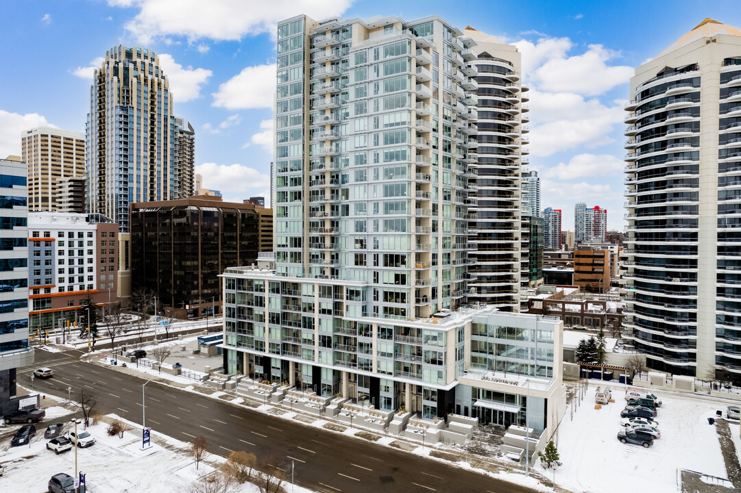 Avenue Condos in Calgary, AB - Building Photo