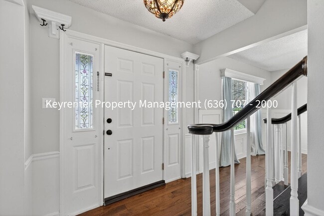 971 Whispering Ridge Ln in St. Peters, MO - Building Photo - Building Photo