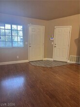 8217 Broward Ln in Las Vegas, NV - Building Photo - Building Photo