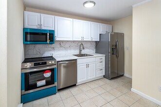 267 W Cedar St in Norwalk, CT - Building Photo - Building Photo