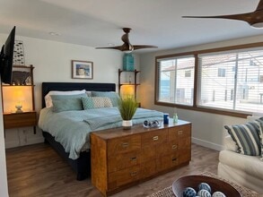 1026-1036 Gaviota Dr in Laguna Beach, CA - Building Photo - Building Photo