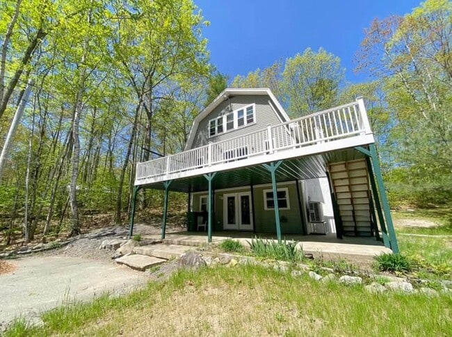 136 Mt Hunger Shore Rd in Windham, ME - Building Photo - Building Photo