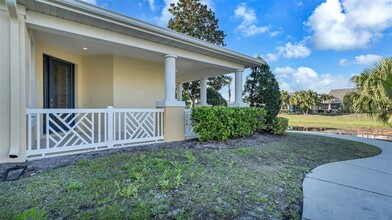 5615 Golden Isles Dr in Apollo Beach, FL - Building Photo - Building Photo