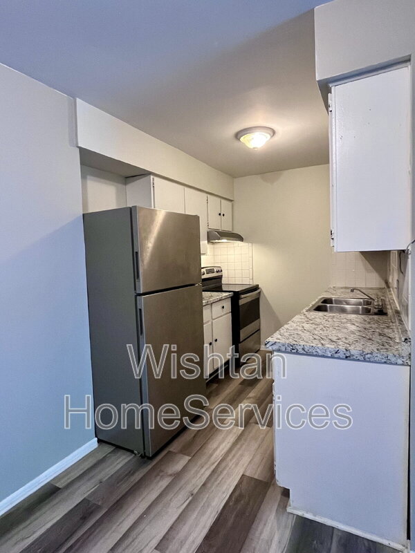 217 Charleston Blvd in Macomb, IL - Building Photo - Building Photo