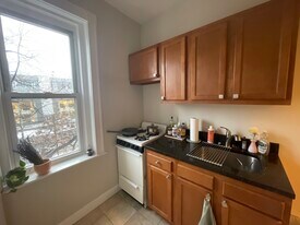 1198 Commonwealth Ave, Unit #12 in Boston, MA - Building Photo