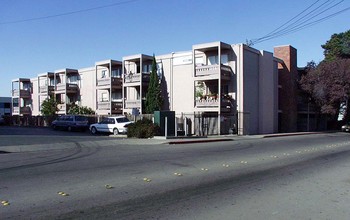 The Brookside Apartments in San Pablo, CA - Building Photo - Other