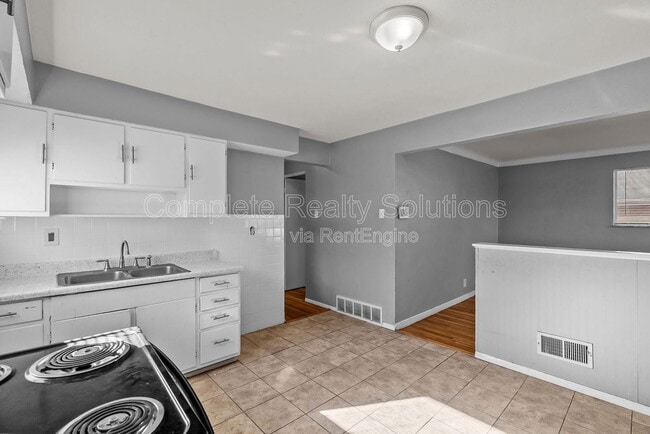 1216 Lakeview Ave in St. Louis, MO - Building Photo - Building Photo