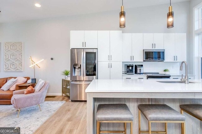 property at 912 Brees Ct