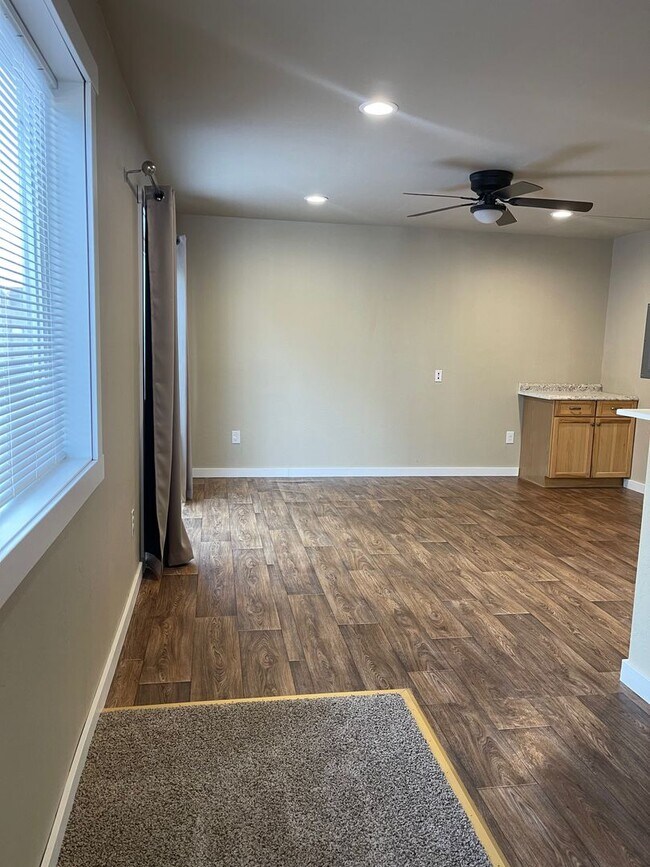 144 Maple Ave in Bozeman, MT - Building Photo - Building Photo