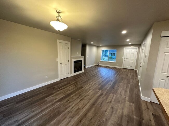 815 Freda Ave in Everson, WA - Building Photo - Building Photo