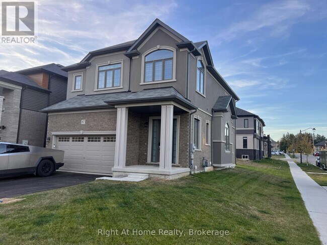 87 Hitchman St in Brant, ON - Building Photo - Building Photo