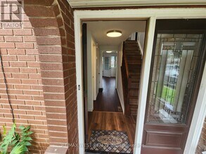 10658 Atwater Crescent in Windsor, ON - Building Photo - Building Photo