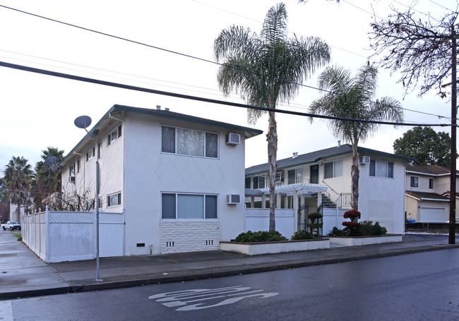 1000 Civic Center Dr in Santa Clara, CA - Foto de edificio - Building Photo