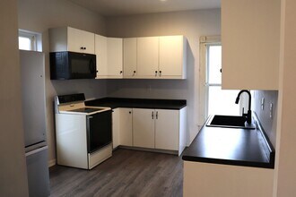 6801 Lexington Ave in Lincoln, NE - Building Photo - Building Photo