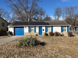 218 W 83rd Terrace in Kansas City, MO - Building Photo