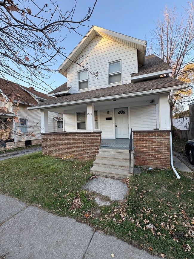 1380 Berdan Ave