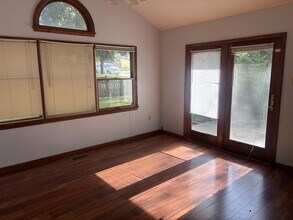269 Jacolyn Dr NW in Cedar Rapids, IA - Building Photo - Building Photo