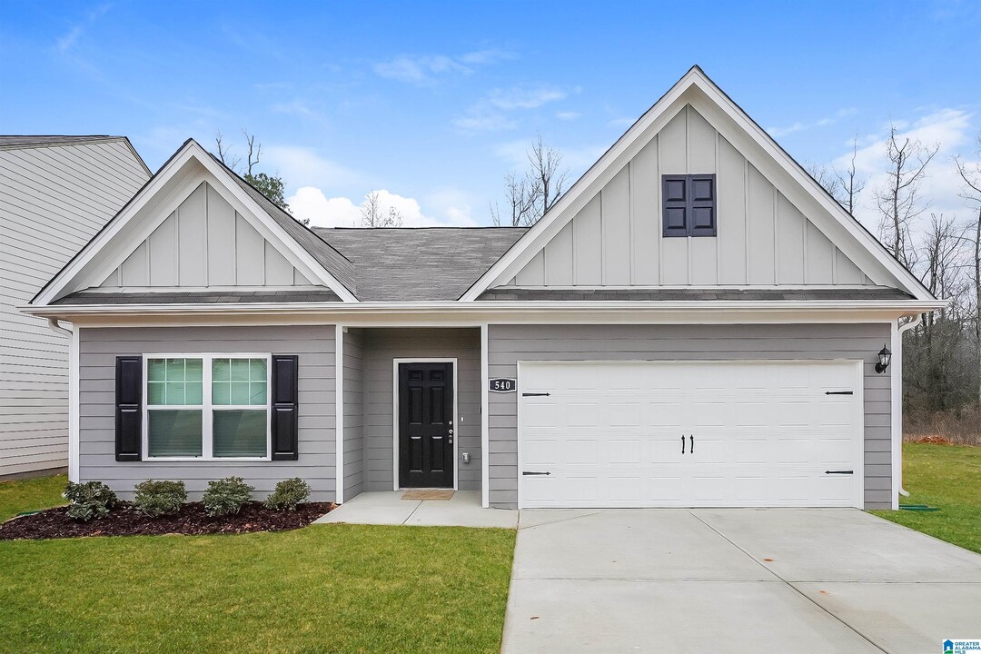 540 Clover Cir in Springville, AL - Building Photo