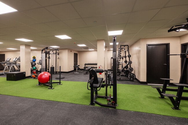 90 Swan in Albany, NY - Building Photo - Interior Photo