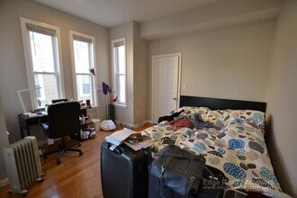 25 Allston St, Unit 1 in Boston, MA - Foto de edificio - Building Photo