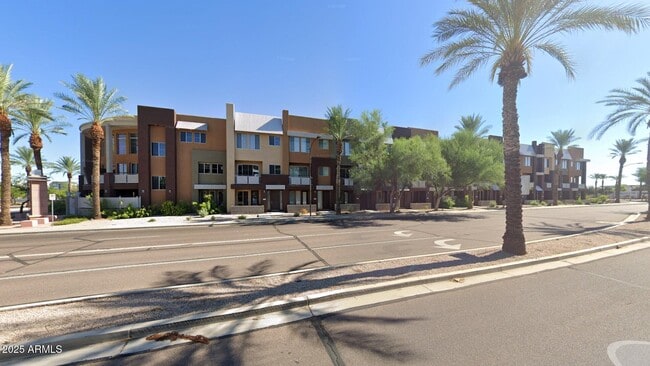 6745 N 93RD Ave in Glendale, AZ - Building Photo - Building Photo