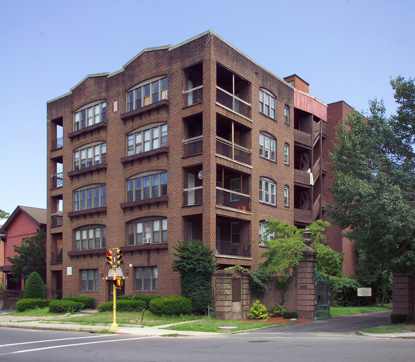 169 Maple St in Springfield, MA - Foto de edificio