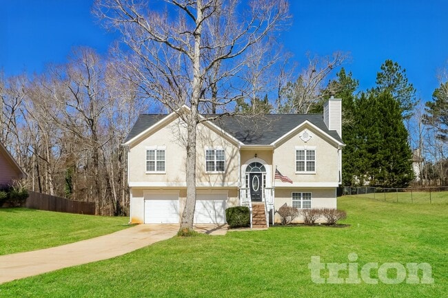 property at 430 Pebble Blvd