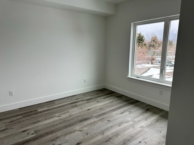 property at 1515 Alder Ct