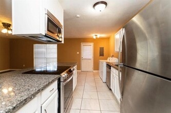 6314 Edenglen Ct in Houston, TX - Building Photo - Building Photo