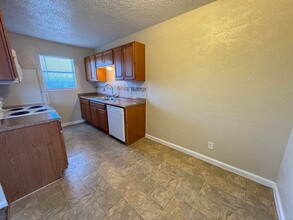 1014 N Gilmer St in Killeen, TX - Building Photo - Building Photo