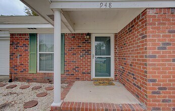 948 Wedgewood Way in Hinesville, GA - Building Photo - Building Photo