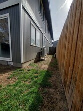 2141 SW Quartz Ave in Redmond, OR - Building Photo - Building Photo