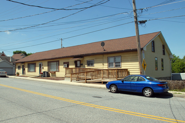 11-11D N Chestnut St in Dillsburg, PA - Foto de edificio - Building Photo