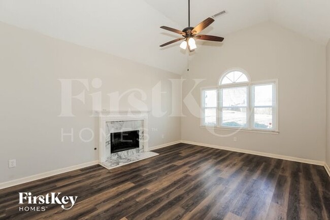 1280 Burning Bush Dr in Loganville, GA - Building Photo - Building Photo