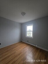 8 Garfield St in Yonkers, NY - Building Photo - Building Photo