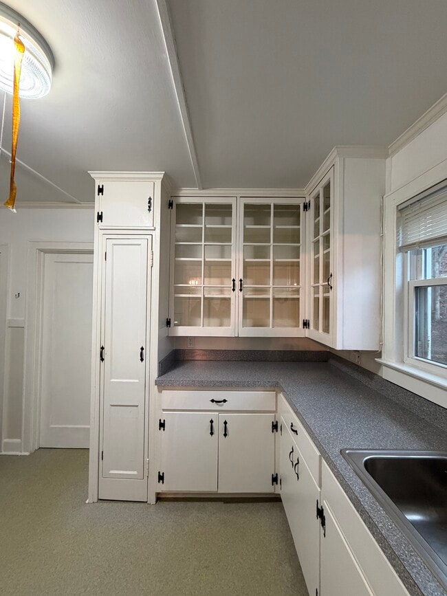 860 Migeon Ave, Unit 1st Floor in Torrington, CT - Building Photo - Building Photo