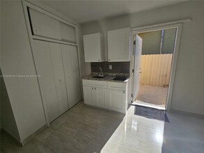 1631 NW 175th Terrace in Miami, FL - Building Photo - Building Photo