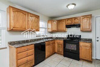 3454 Robinet Dr in Cincinnati, OH - Building Photo - Building Photo