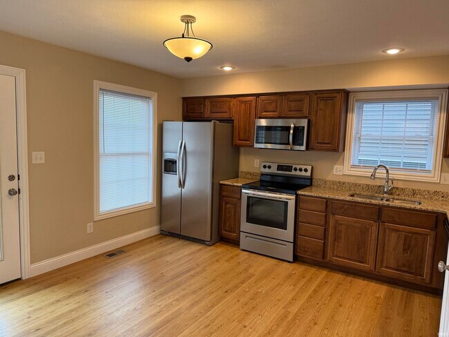 1763 W Victoria Ln in Bloomington, IN - Building Photo - Building Photo