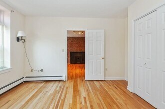 207 14th St in Hoboken, NJ - Building Photo - Building Photo