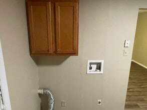 5513 Carla Dr in High Ridge, MO - Foto de edificio - Building Photo