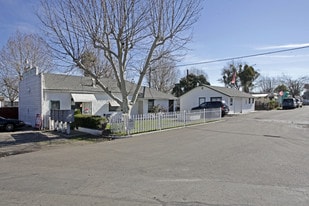 Sacramento Mobile Home & RV Park in Sacramento, CA - Building Photo