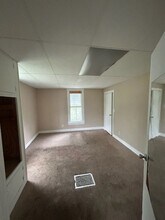 1806 E Main St in Ottumwa, IA - Building Photo - Building Photo