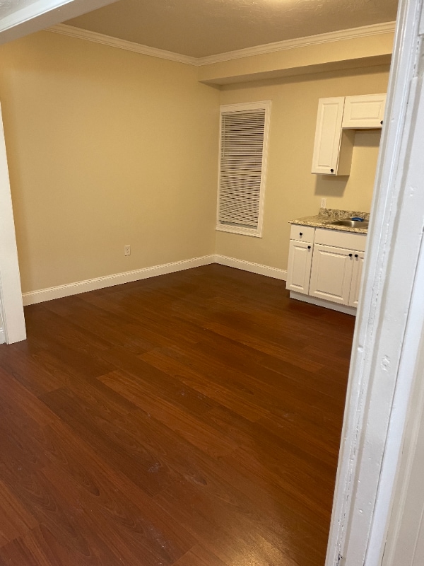 465 N Belmont St in Fall River, MA - Building Photo - Building Photo